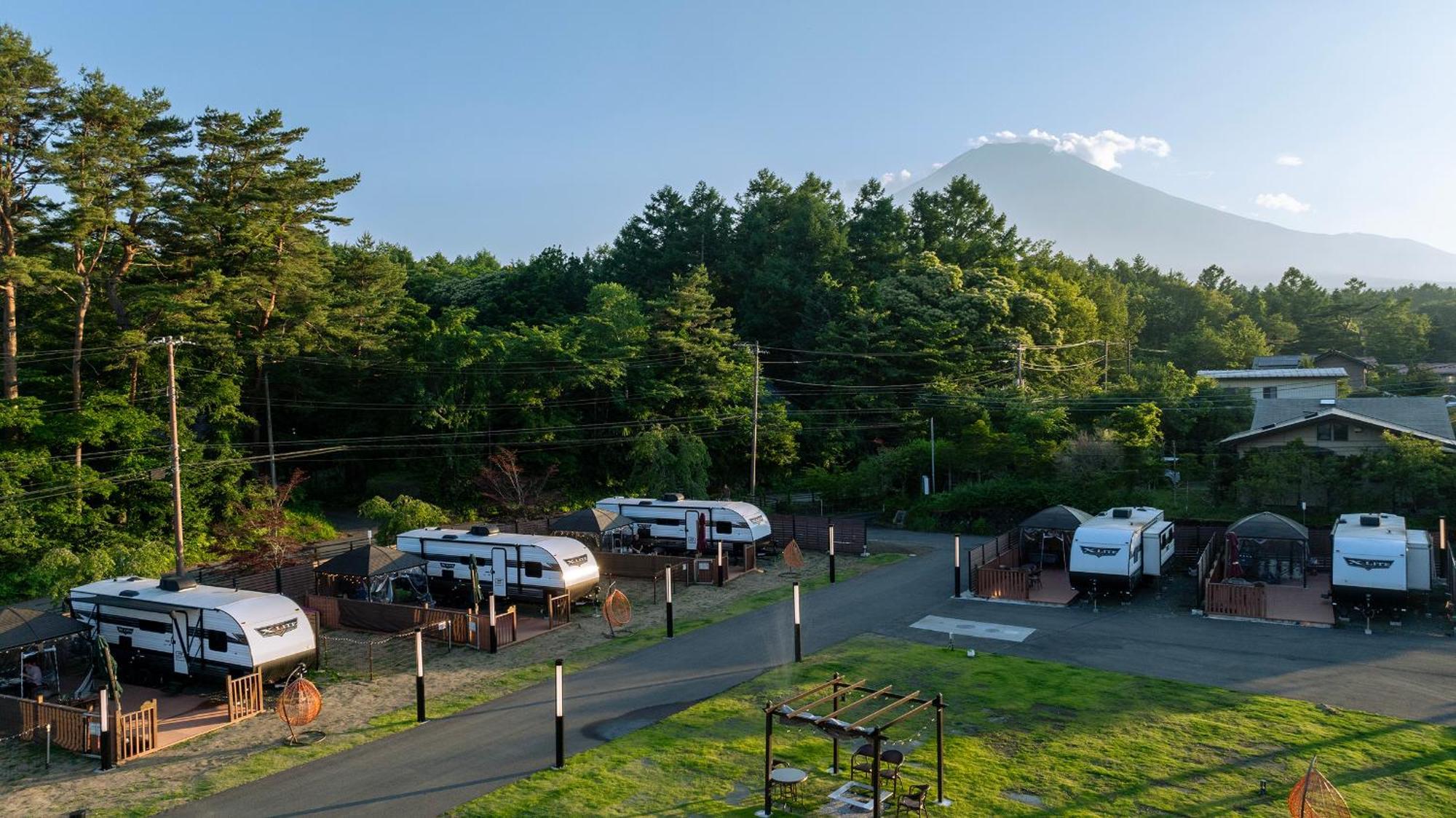 Gramercy Village 山中湖 Glamping &Sauna Яманакако Екстериор снимка